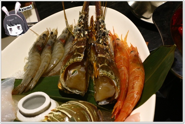 捌圓堂和牛龍蝦帝王蟹鍋物專賣店-天母新光店：[食記]►台北士林區◄12/15盛大新開幕、網路紅人跟藝人一起嗑鍋之捌圓堂和牛龍蝦帝王蟹鍋物專賣店-天母新光店