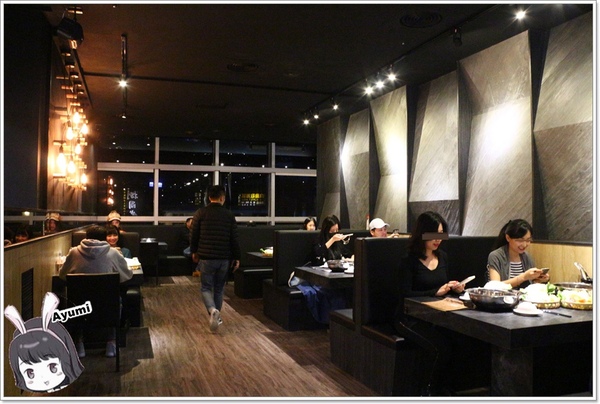 捌圓堂和牛龍蝦帝王蟹鍋物專賣店-天母新光店：[食記]►台北士林區◄12/15盛大新開幕、網路紅人跟藝人一起嗑鍋之捌圓堂和牛龍蝦帝王蟹鍋物專賣店-天母新光店