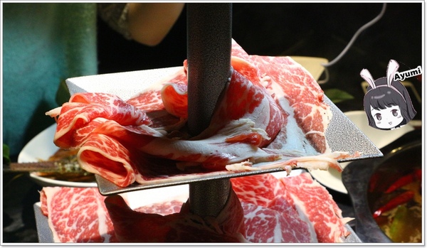 捌圓堂和牛龍蝦帝王蟹鍋物專賣店-天母新光店：[食記]►台北士林區◄12/15盛大新開幕、網路紅人跟藝人一起嗑鍋之捌圓堂和牛龍蝦帝王蟹鍋物專賣店-天母新光店