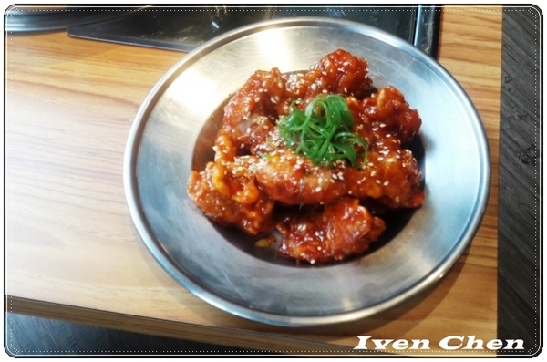 啾哇嘿喲-韓式烤肉專門店-臺中逢甲1號店：《逢甲夜市韓式烤肉吃到飽》CP值高\豪華豐富澎湃的烤肉-盡在『啾哇嘿喲 韓式烤肉專門店-臺中逢甲1號店』