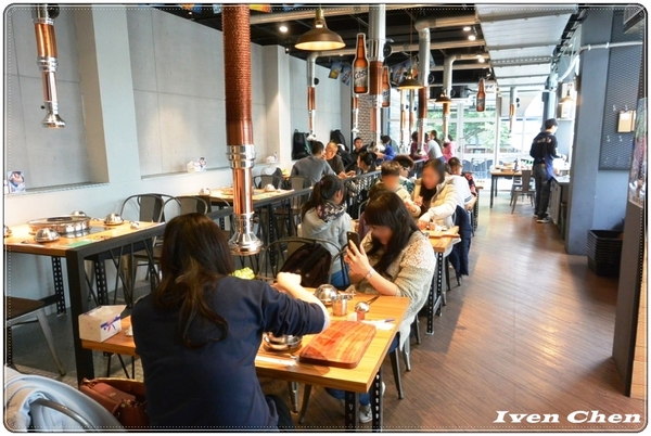 啾哇嘿喲-韓式烤肉專門店-臺中逢甲1號店：《逢甲夜市韓式烤肉吃到飽》CP值高\豪華豐富澎湃的烤肉-盡在『啾哇嘿喲 韓式烤肉專門店-臺中逢甲1號店』