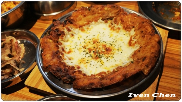 啾哇嘿喲-韓式烤肉專門店-臺中逢甲1號店：《逢甲夜市韓式烤肉吃到飽》CP值高\豪華豐富澎湃的烤肉-盡在『啾哇嘿喲 韓式烤肉專門店-臺中逢甲1號店』