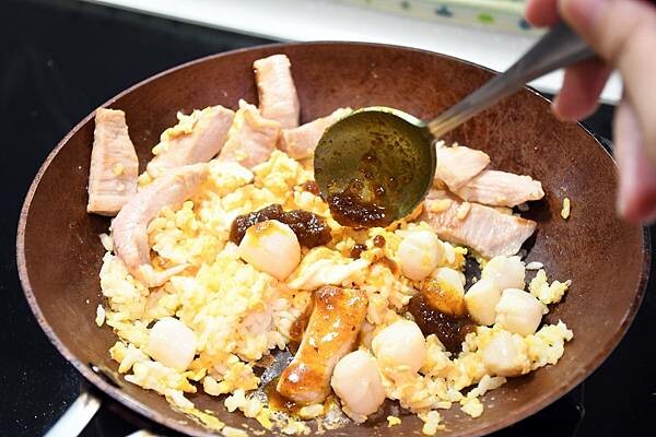 全聯購物經驗分享【牛頭牌咖哩炒醬】解救下課後飢餓的小孩、打造快樂的煮婦媽咪！