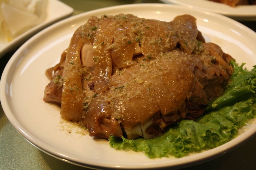 【萬華美食】格萊天漾大飯店 Great-Skyview:初二團圓宴,豐盛桌菜加果汁無限暢飲#捷運龍山寺美食#台北除夕圍爐餐廳2020