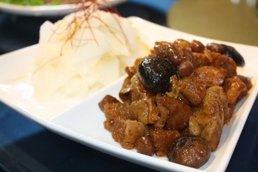 【萬華美食】格萊天漾大飯店 Great-Skyview:初二團圓宴,豐盛桌菜加果汁無限暢飲#捷運龍山寺美食#台北除夕圍爐餐廳2020