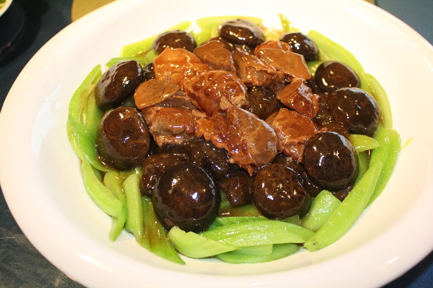 【萬華美食】格萊天漾大飯店 Great-Skyview:初二團圓宴,豐盛桌菜加果汁無限暢飲#捷運龍山寺美食#台北除夕圍爐餐廳2020