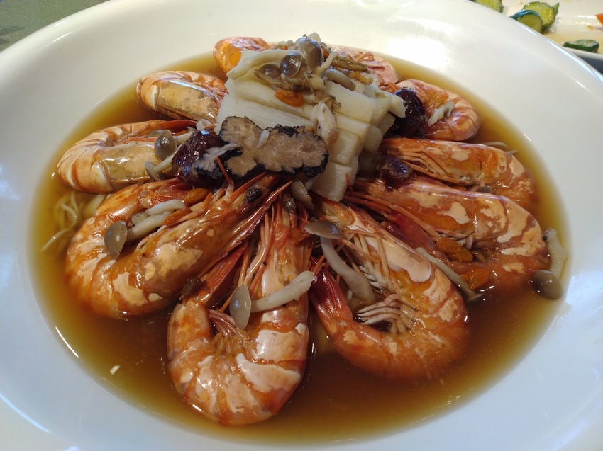 【萬華美食】格萊天漾大飯店 Great-Skyview:初二團圓宴,豐盛桌菜加果汁無限暢飲#捷運龍山寺美食#台北除夕圍爐餐廳2020