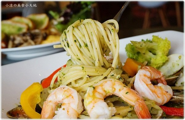 樂樂咪小廚房Love Love Mi house:樂樂咪小廚房║緊鄰美術館綠園道,精緻複合式餐飲、放鬆享受好