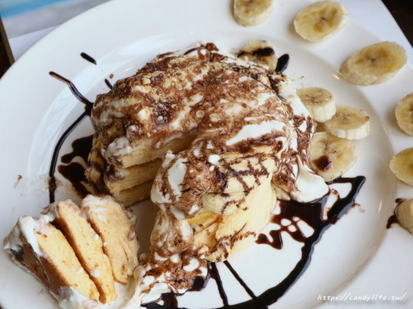 樂樂咪小廚房Love Love Mi house:台中美食│樂樂咪小廚房〃台中寵物友善餐廳,餐點超好吃,三樓還有貓咪中途之家,歡迎有心人認養~