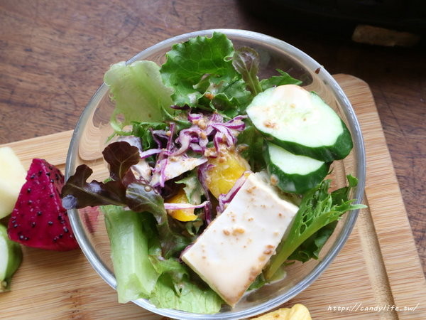 樂樂咪小廚房Love Love Mi house:台中美食│樂樂咪小廚房〃台中寵物友善餐廳,餐點超好吃,三樓還有貓咪中途之家,歡迎有心人認養~