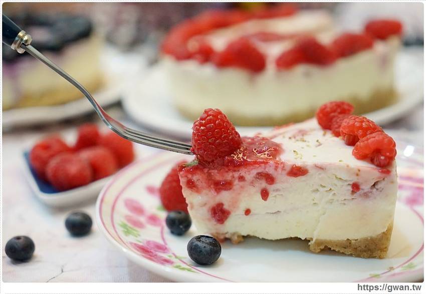 古早味蛋糕推出限量隱藏版 | 假日才賣的水果乳酪蛋糕,沒預訂吃不到!!