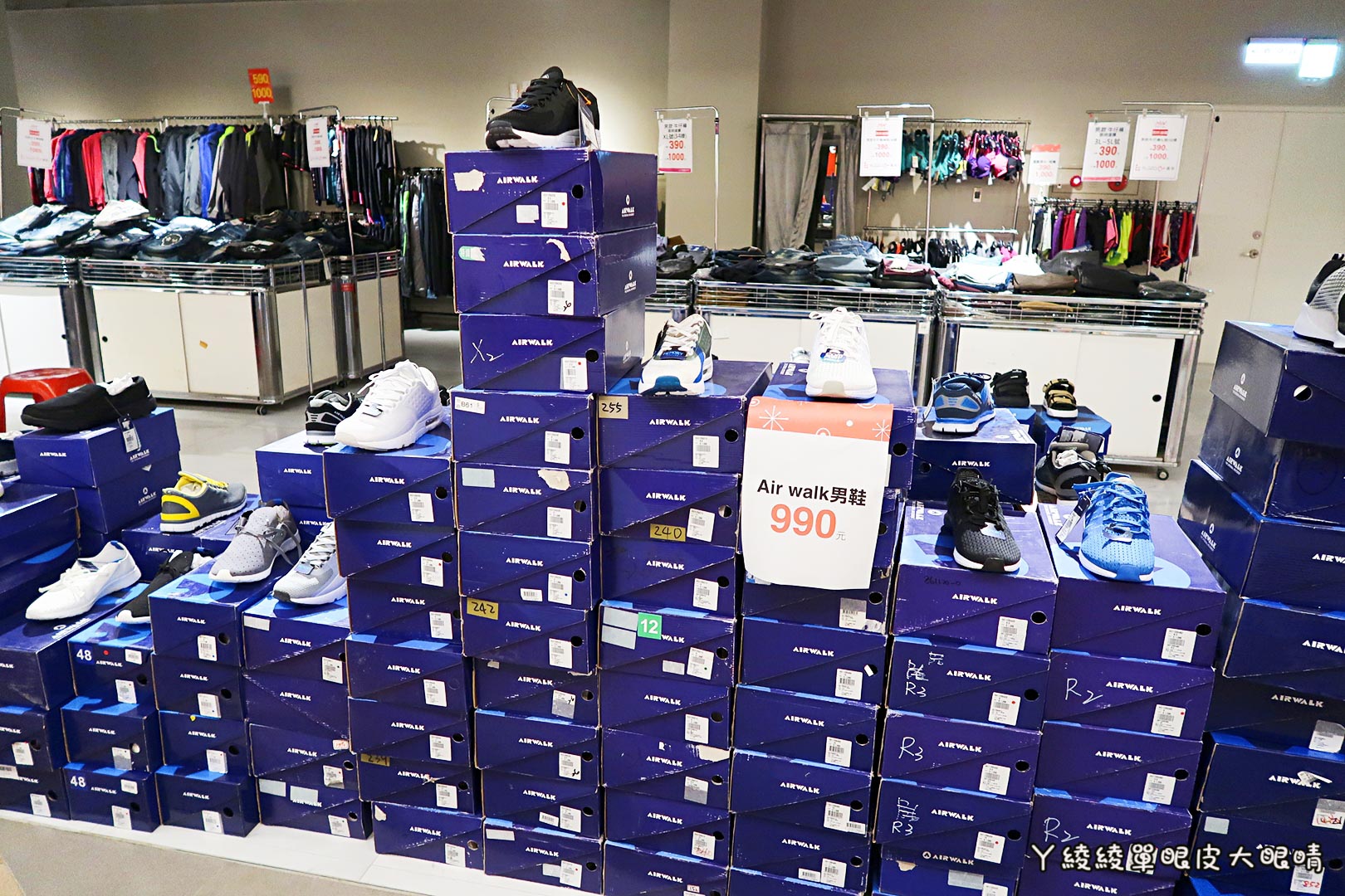 新竹《6+Plaza購物廣場》試營運！電話亭行動KTV好吸睛！會員優惠｜樓層介紹｜交通資訊｜營業時間地址｜停車場資訊