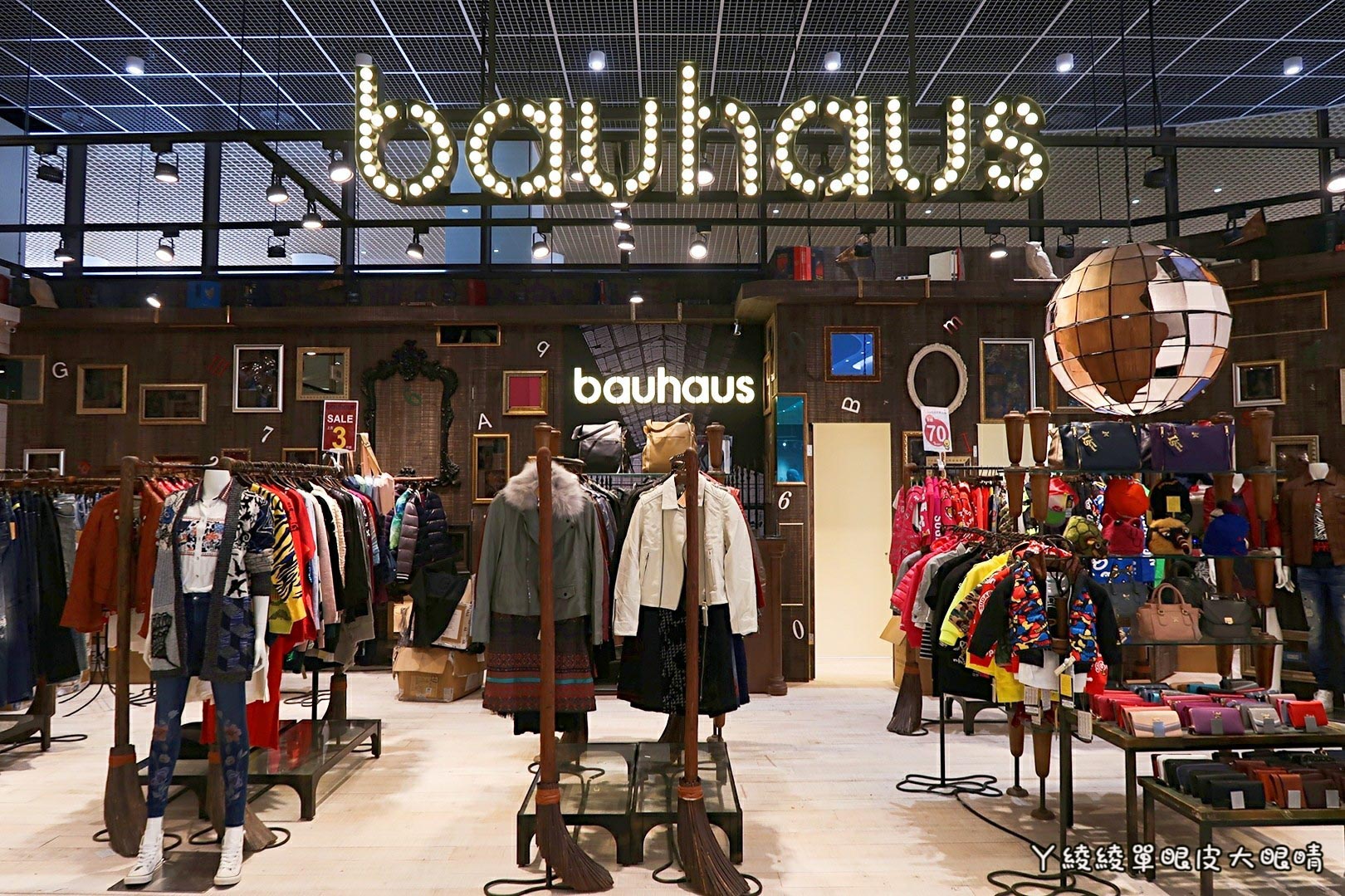 新竹《6+Plaza購物廣場》試營運!電話亭行動KTV好吸睛!會員優惠|樓層介紹|交通資訊|營業時間地址|停車場資訊