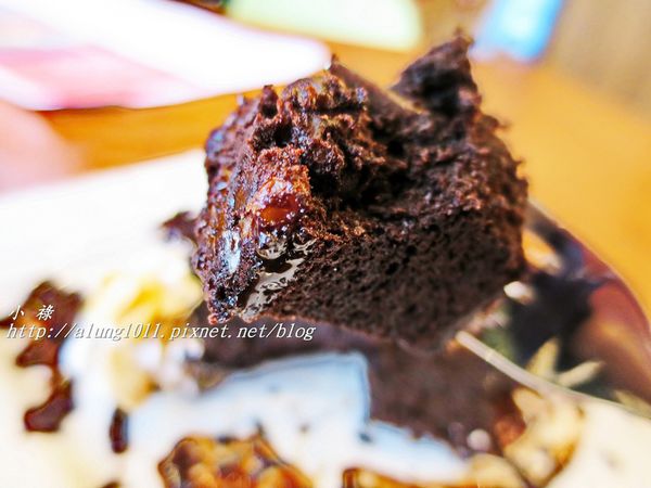 CAMPUS CAFE(台中廣三SOGO店):Campus Cafe / 台中廣三SOGO店 / 人氣美式校園主題餐廳進駐台中!! CAMPUS CAFE(台中廣三SOGO店):Campus Cafe / 台中廣三SOGO店 / 人氣美式校園主題餐廳進駐台中!!