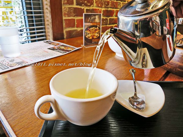 CAMPUS CAFE(台中廣三SOGO店):Campus Cafe / 台中廣三SOGO店 / 人氣美式校園主題餐廳進駐台中!! CAMPUS CAFE(台中廣三SOGO店):Campus Cafe / 台中廣三SOGO店 / 人氣美式校園主題餐廳進駐台中!!