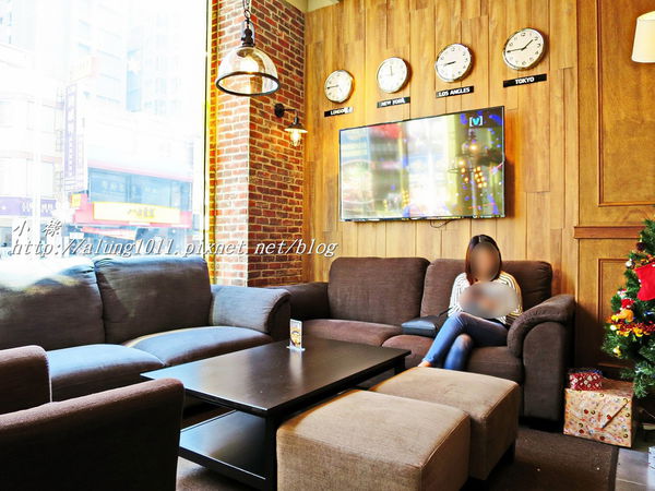 CAMPUS CAFE(台中廣三SOGO店):Campus Cafe / 台中廣三SOGO店 / 人氣美式校園主題餐廳進駐台中!! CAMPUS CAFE(台中廣三SOGO店):Campus Cafe / 台中廣三SOGO店 / 人氣美式校園主題餐廳進駐台中!!