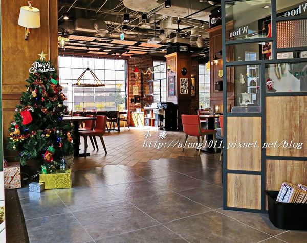 CAMPUS CAFE(台中廣三SOGO店):Campus Cafe / 台中廣三SOGO店 / 人氣美式校園主題餐廳進駐台中!! CAMPUS CAFE(台中廣三SOGO店):Campus Cafe / 台中廣三SOGO店 / 人氣美式校園主題餐廳進駐台中!!