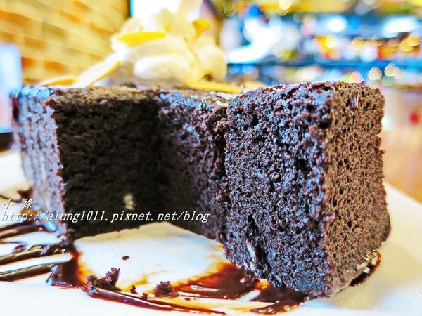 CAMPUS CAFE(台中廣三SOGO店):Campus Cafe / 台中廣三SOGO店 / 人氣美式校園主題餐廳進駐台中!! CAMPUS CAFE(台中廣三SOGO店):Campus Cafe / 台中廣三SOGO店 / 人氣美式校園主題餐廳進駐台中!!