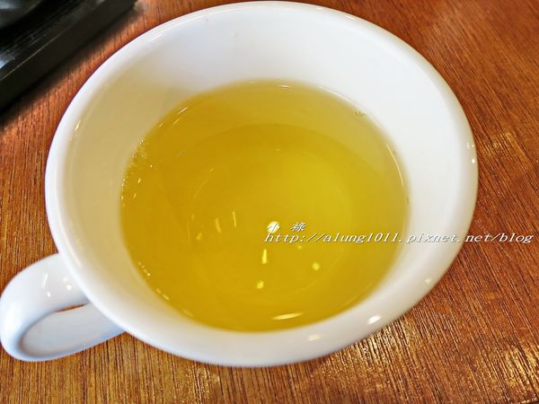 CAMPUS CAFE(台中廣三SOGO店):Campus Cafe / 台中廣三SOGO店 / 人氣美式校園主題餐廳進駐台中!! CAMPUS CAFE(台中廣三SOGO店):Campus Cafe / 台中廣三SOGO店 / 人氣美式校園主題餐廳進駐台中!!