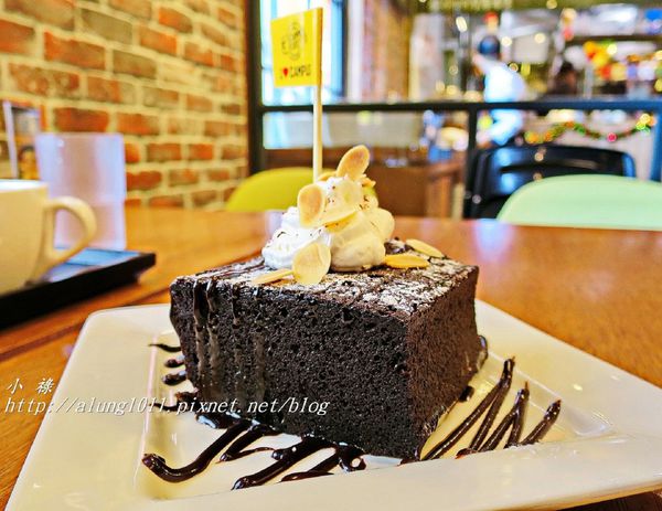 CAMPUS CAFE(台中廣三SOGO店):Campus Cafe / 台中廣三SOGO店 / 人氣美式校園主題餐廳進駐台中!! CAMPUS CAFE(台中廣三SOGO店):Campus Cafe / 台中廣三SOGO店 / 人氣美式校園主題餐廳進駐台中!!