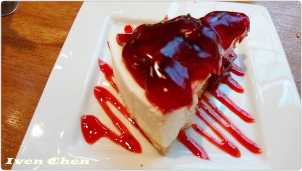 CAMPUS CAFE(台中廣三SOGO店):《台中美式餐廳》再訪CP值高的人氣爆紅美式輕食餐廳分店在『Campus Cafe-台中廣三SOGO店』