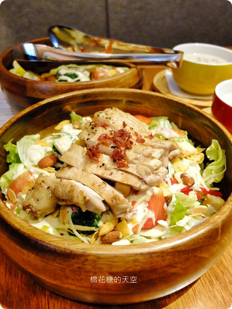 台北人氣美式餐廳-Campus Cafe來台中啦!大家都忘了推薦超好吃的…… 台北人氣美式餐廳-Campus Cafe來台中啦!大家都忘了推薦超好吃的……