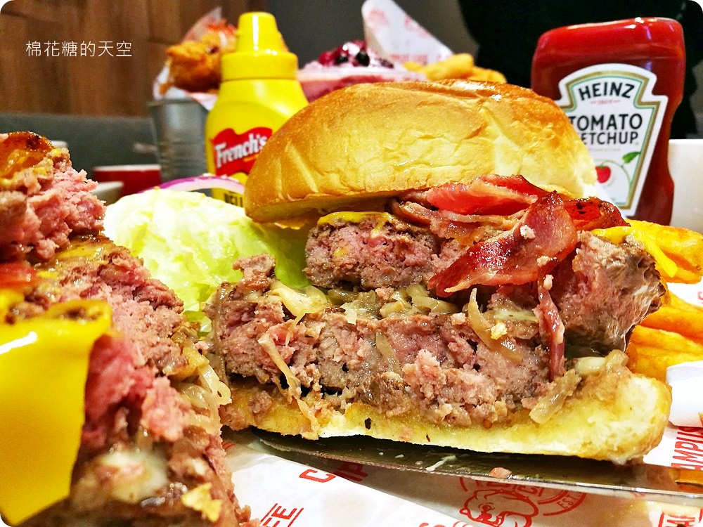 台北人氣美式餐廳-Campus Cafe來台中啦!大家都忘了推薦超好吃的…… 台北人氣美式餐廳-Campus Cafe來台中啦!大家都忘了推薦超好吃的……