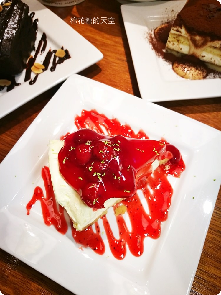 台北人氣美式餐廳-Campus Cafe來台中啦!大家都忘了推薦超好吃的…… 台北人氣美式餐廳-Campus Cafe來台中啦!大家都忘了推薦超好吃的……