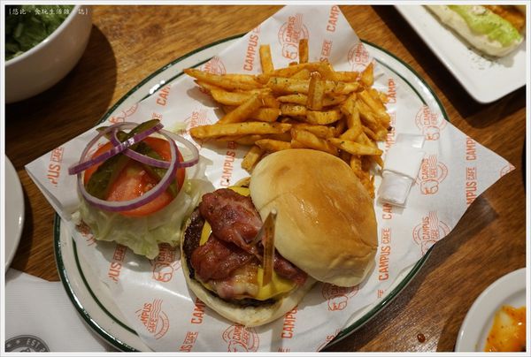 campus-42-CAMPUS 經典起司培根漢堡.JPG campus-42-CAMPUS 經典起司培根漢堡.JPG