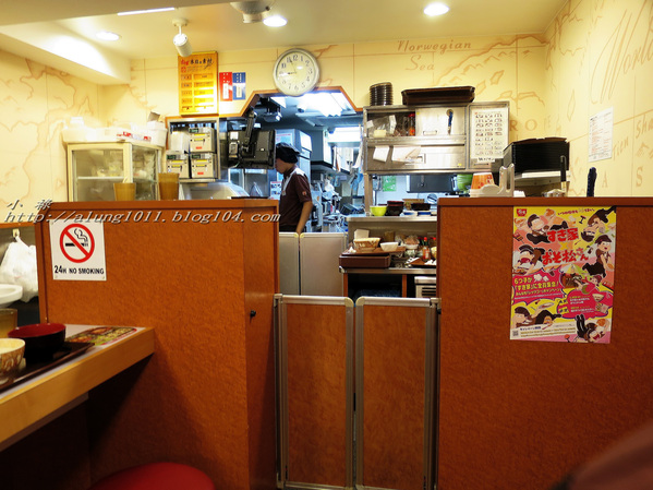 すき家(代々木一丁目店)：平價丼飯  意猶未盡..        すき家‧ 代々木一丁目店