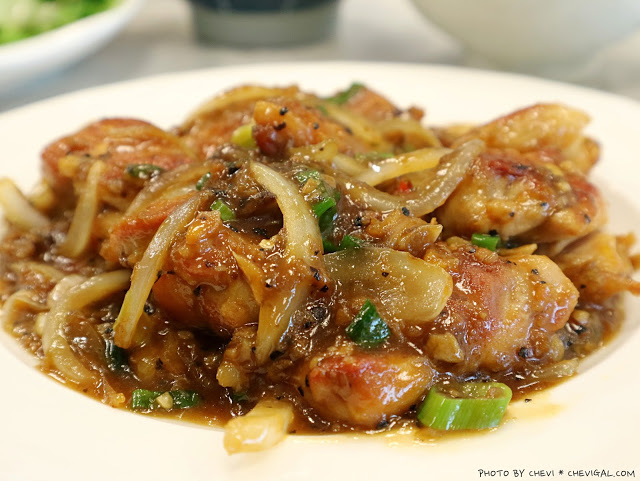 台中中區│瘋醬鐵板燒*紐約客牛排鮮嫩欲滴超誘人!獨門醬料蒜酥好涮嘴!還有湯品米飯飲料無限吃到飽~