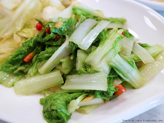 台中中區│瘋醬鐵板燒*紐約客牛排鮮嫩欲滴超誘人!獨門醬料蒜酥好涮嘴!還有湯品米飯飲料無限吃到飽~