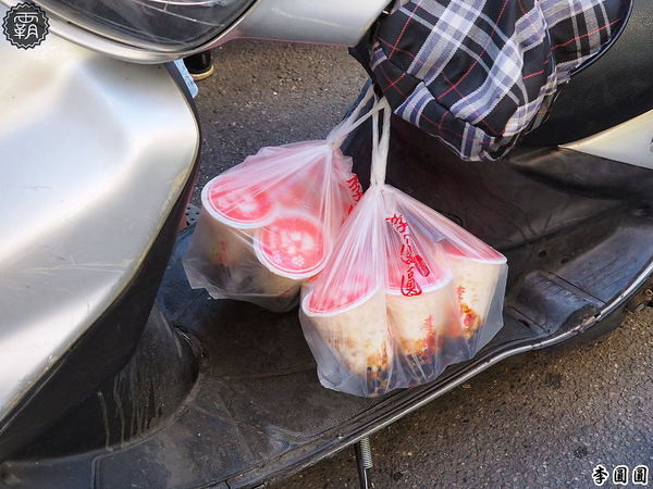 李圓圓珍珠奶茶(淡水老街)： 李圓圓黑糖珍珠鮮奶，淡水老街超夯人氣黑糖珍珠鮮奶，2.0更香濃~