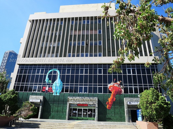 高雄市勞工育樂中心(獅甲會館):來去住一晚 7 ..高雄勞工育樂中心獅甲會館