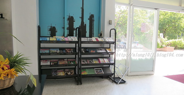 高雄市勞工育樂中心(獅甲會館):來去住一晚 7 ..高雄勞工育樂中心獅甲會館