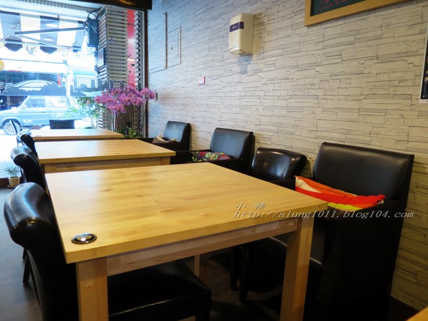 夏奇拉：天涼了~   喝碗熱湯吧     ..夏奇拉食補套餐