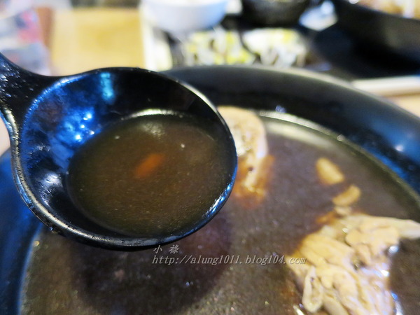 夏奇拉:天涼了~ 喝碗熱湯吧 ..夏奇拉食補套餐 夏奇拉:天涼了~ 喝碗熱湯吧 ..夏奇拉食補套餐