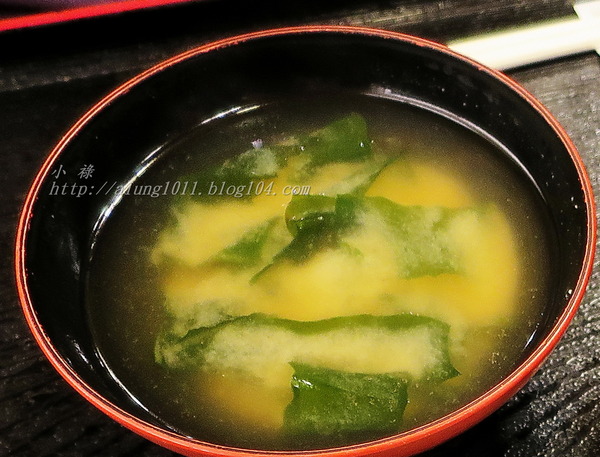 磯料理   天海：來到江之島必嚐名物!!!      ..魩仔魚丼飯~