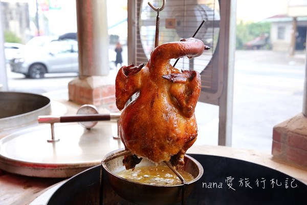 阿東窯烤雞((鹿谷初鄉店)):阿東窯烤雞(鹿谷初鄉店),內行人大推皮脆肉嫩窯烤雞,重點超多汁!甕仔雞/甕缸雞