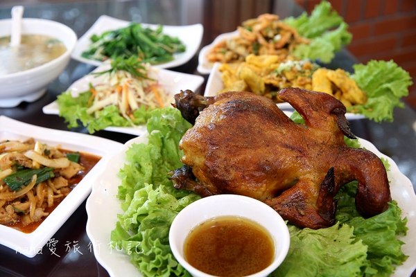 阿東窯烤雞((鹿谷初鄉店)):阿東窯烤雞(鹿谷初鄉店),內行人大推皮脆肉嫩窯烤雞,重點超多汁!甕仔雞/甕缸雞