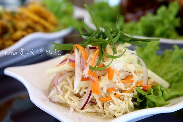 阿東窯烤雞((鹿谷初鄉店)):阿東窯烤雞(鹿谷初鄉店),內行人大推皮脆肉嫩窯烤雞,重點超多汁!甕仔雞/甕缸雞