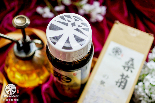 O卡桑 の 裸食代：想喝飲料又怕胖？試試看【O卡桑の裸食代】桑菊の飲 讓你放心大膽喝