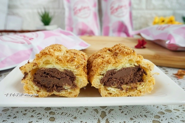 席爾薇亞的烘焙坊爆漿酥皮泡芙7.JPG
