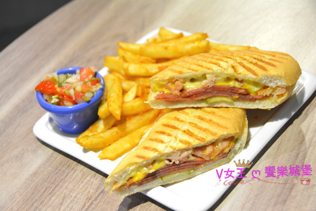 PIG_6134_meitu_35.jpg PIG_6134_meitu_35.jpg