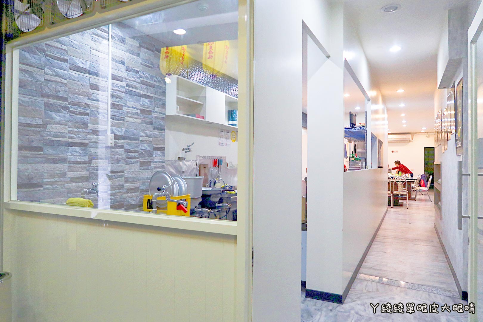 新竹好吃薑母鴨推薦《山林薑母鴨》，宵夜揪團吃鴛鴦薑母雞！竹北分店新開幕！價格｜菜單｜營業時間