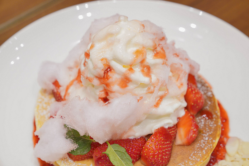 KUA`AINA夏威夷漢堡 (23)