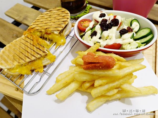 沐樹-輕食/空間/講座：沐樹-輕食/空間/講座/早午餐/下午茶 健康手作/嚴選食材 靠天然風味餐點抓住您的味蕾 聚餐包場的好地方