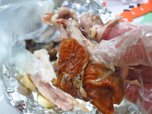 【蘆洲美食】三蘆桶仔雞 (原日理萬雞)-美味又迷人的香噴噴烤雞