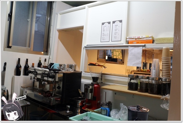 品黑Taipei大安店(大安店)：[食記]►台北大安區◄品黑巧克力專賣店/獨創巧克力磚塊飲品/品黑醬咖哩/獨品布塔/品黑Taipei大安店