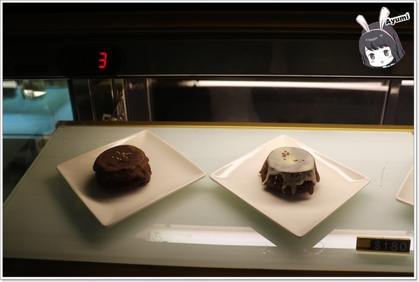 品黑Taipei大安店(大安店)：[食記]►台北大安區◄品黑巧克力專賣店/獨創巧克力磚塊飲品/品黑醬咖哩/獨品布塔/品黑Taipei大安店